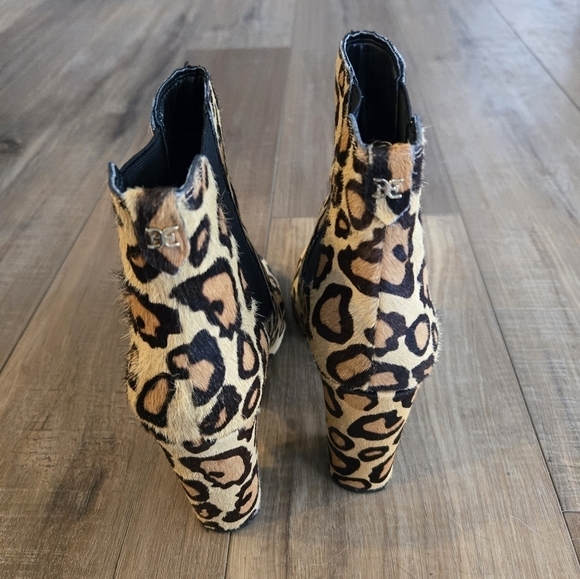 Sam Edelman Womens Case Leopard Animal Print Calf Hair Chelsea Ankle Boo… - Picture 7 of 14